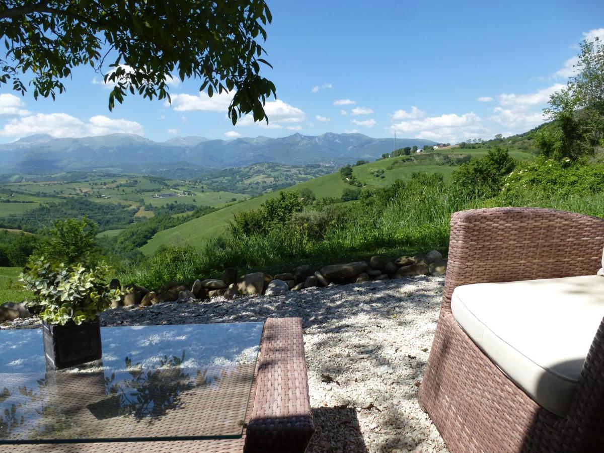 Villa Pilotti Country House Penna San Giovanni Extérieur photo