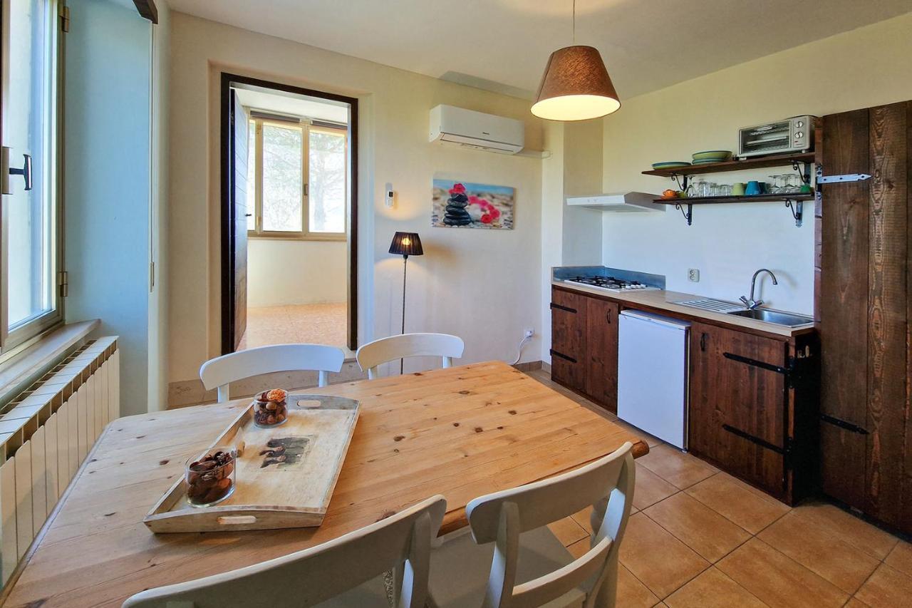 Villa Pilotti Country House Penna San Giovanni Extérieur photo